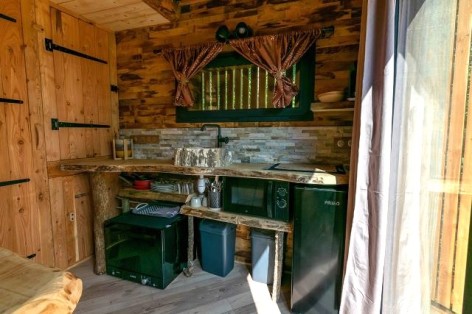 14-Cabane-Mainat-Coin-cuisine-2.jpg