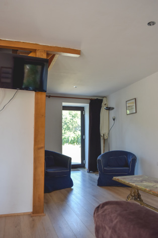 8-Entree---Prielle-atelier.jpg