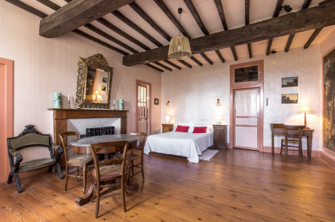 1-Chambre-du-pelerin---Halte-Dubarry.jpg