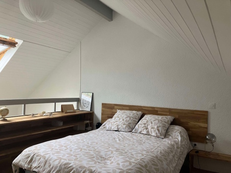 4-TOLLIS-HICAUBE-chambre.jpg