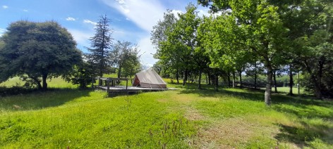 3-Tipi-champetre---Domaine-Calabel.jpg