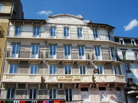 4-Lourdes-Hotel-Duchesse-Anne.JPG