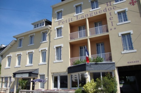2-Lourdes-hotel-Petit-Languedoc--2-.JPG