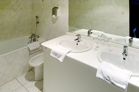 4-Lourdes-Hotel-Angelic--3-.jpg