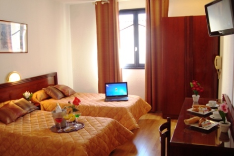 5-Lourdes-Hotel-Angelic--10-.jpg