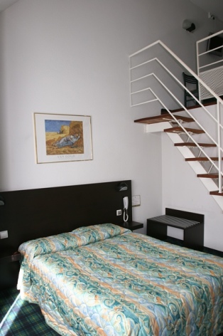 3-Lourdes-hotel-Chrsit-Roi--1-.jpg