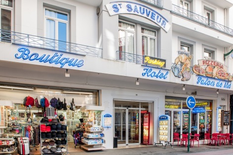 3-HPH109---HOTEL-SAINT-SAUVEUR---Facade----LOURDES.jpg