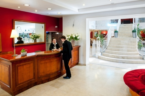 4-HPH109-Accueil.Hotel-Saint-Sauveur.Lourdes.jpg