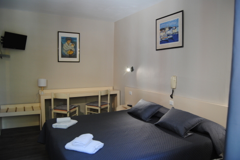2-Lourdes-hotel-Acropolis--6--2.JPG