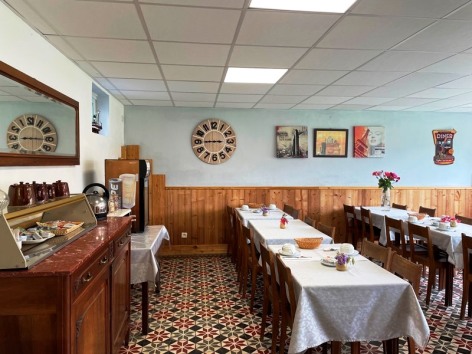 2-Lourdes-Hotel-du-Clos-Fleuri---Salle-de-Restaurant--1--2.jpg
