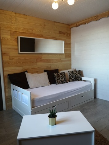 0-Hotel-La-Sapiniere-Canape-WEB.jpg