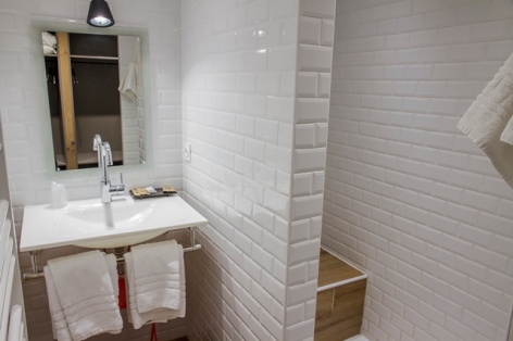 14-HOTEL-MIR---SDB-CHB-COSY3.jpg