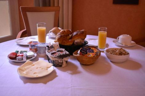 4-HPH167---HOTEL-HENRI-IV---PDJbis--TARBES.jpeg