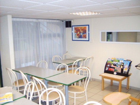 1-Salle-Petit-Dejeuner.JPG