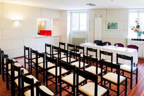 13-HPH110-Hotel-Lourdes.Continental-salle-de-reunion.jpg