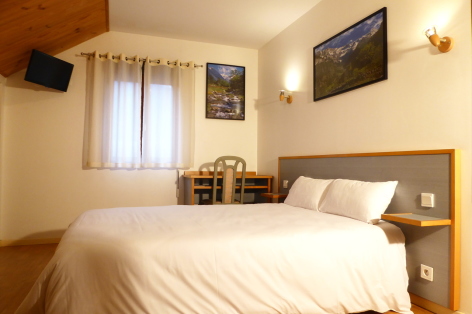 2-SIT-Hotel-Gare-Pierrefitte-Hautes-Pyrenees--13-.jpg