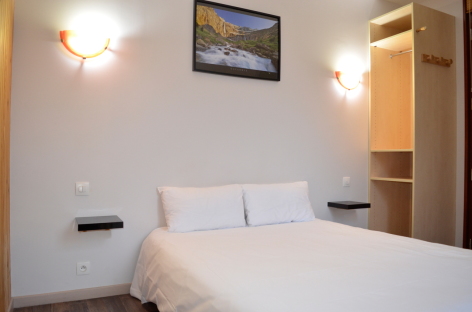 4-SIT-Hotel-Gare-Pierrefitte-Hautes-Pyrenees--3-.jpg