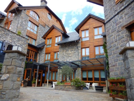 2-HPH119---Hotel-y-spa-El-Privilegio---facade.jpg