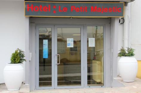 1-Lourdes-hotel-Majestic--4--3.JPG
