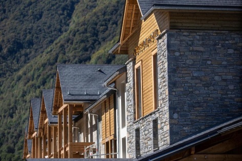 0-HPH165-MERCURE-PEYRAGUDES-LOUDENVIELLE-Hiver.jpg