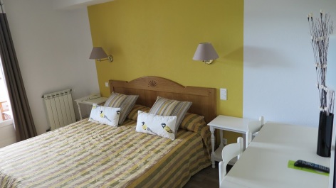 0-HPH174---HOTEL-ETCHEMAITE---LARRAU----CH-2.jpg