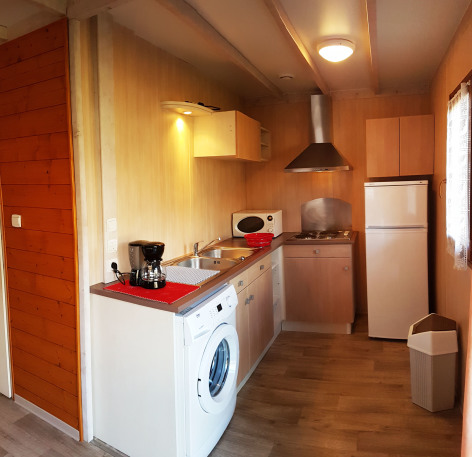 8-CUISINE-GC-PANO-COMP.jpg