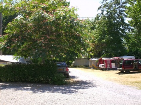 3-emplacement-campinglehautacam-prechac-HautesPyrenees.jpg