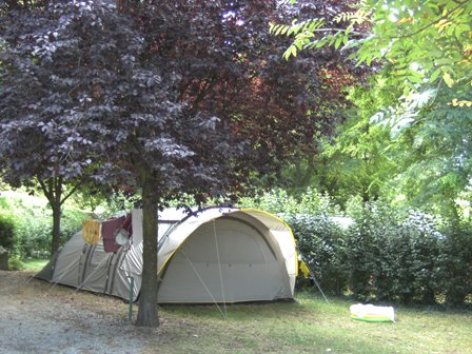 4-emplacementtente-campinglehautacam-prechac-HautesPyrenees.jpg