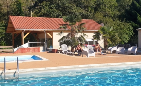 1-Snack---piscine-La-Bourie-20210906-180656.jpg