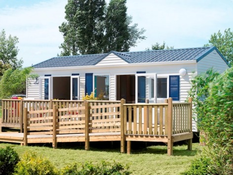 9-HPMH05---Camping-le-Soleil-du-Pibeste---Mobil-home-exterieur-2.jpg