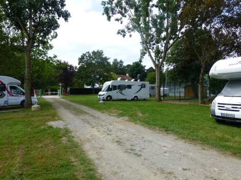 5-CampingDeLMonVillage--TournayP1060178.JPG
