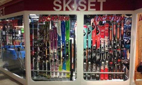 0-SKISET-YVES-SPORTS.jpg