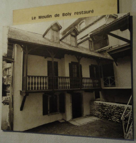 3-Lourdes-Moulin-de-Boly-restaure.JPG