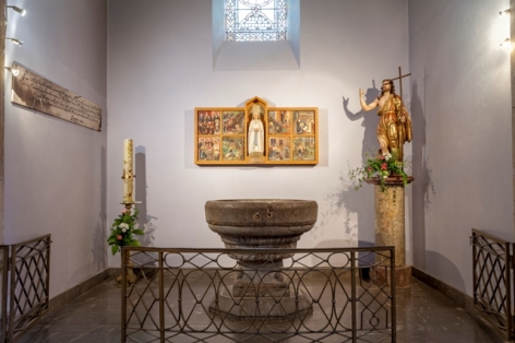 3-Lourdes-Fonds-baptismaux-eglise-paroissiale.jpg