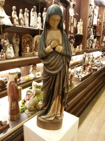 1-Artisanat-des-Monastere---statue-SLDA.jpg
