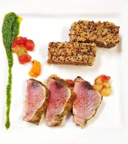 4-tataki-de-thon-rouge-Risotto-de-quinoa-et-amaranteversion-web.jpg