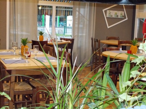 1-Restaurant-2-3.JPG