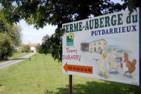0-FermeAubergeDuLacPuydarrieux.jpg