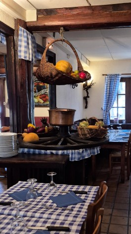 1-AUBERGE-DES-3-PICS.jpg