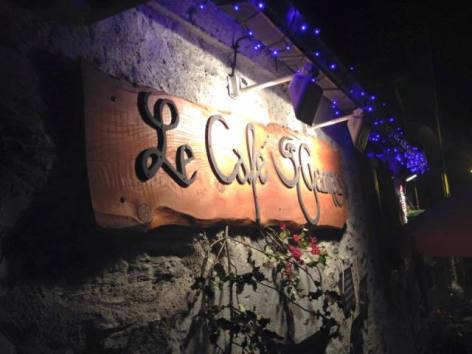 5-CAFE-ST-GERMAIS-EXT-PANNEAU-WEB.jpg