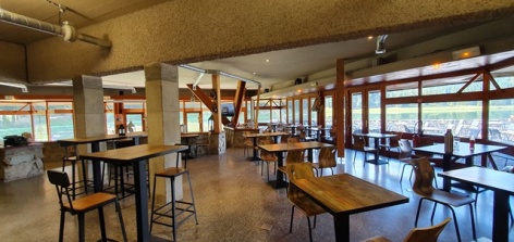 5-Arcoh-Payolle-restaurant-4.jpg
