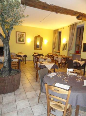 2-590071-hotel-de-france-1.jpg