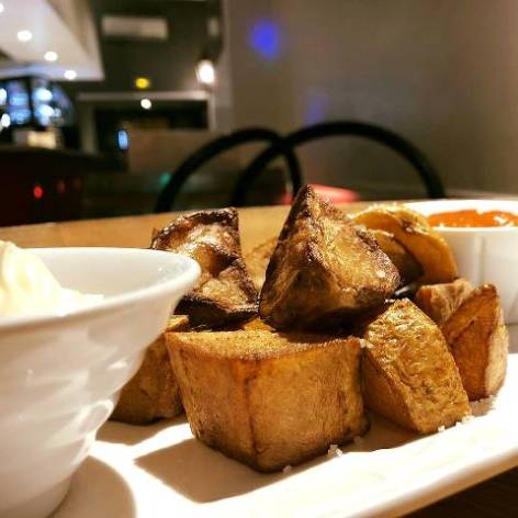 3-Patatas-bravas.jpg