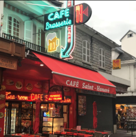 1-Lourdes-Cafe-Brasserie-Saint-Honore-2.PNG