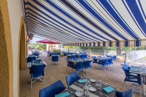 2-Le-Solenca-terrasse-restaurant-Gers--Cyrille-Vidal.jpg