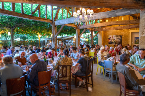 7-Restaurant-a-Marciac-Clients-JGO.jpg