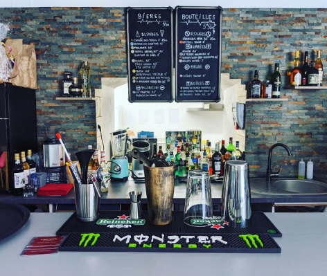 10-L-instemps---bar.jpg
