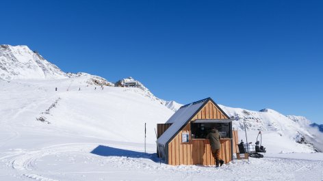 1-Photo-snack-altitude-ABRI-SNACK-bis.JPG