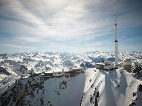 2-8-Pic-du-Midi-Hiver---Vue-aerienne.jpg
