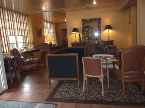 9-HPH10---Hotel-Le-Viscos---salon.JPG